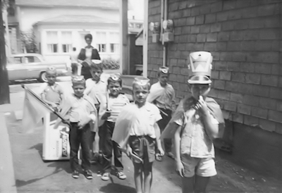 Moi pis ma « gang », du carré de mon enfance Moi pis ma « gang », du carré de mon enfance