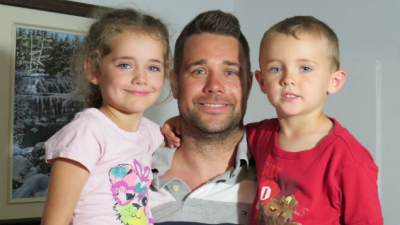 Bruno Roussel et ses enfants. Bruno Roussel et ses enfants.